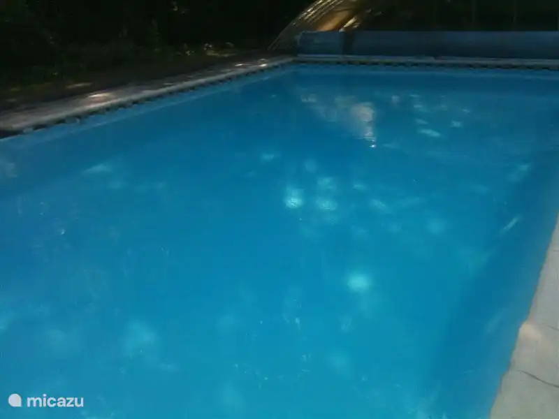 Schöner Pool (12 x 6 m)