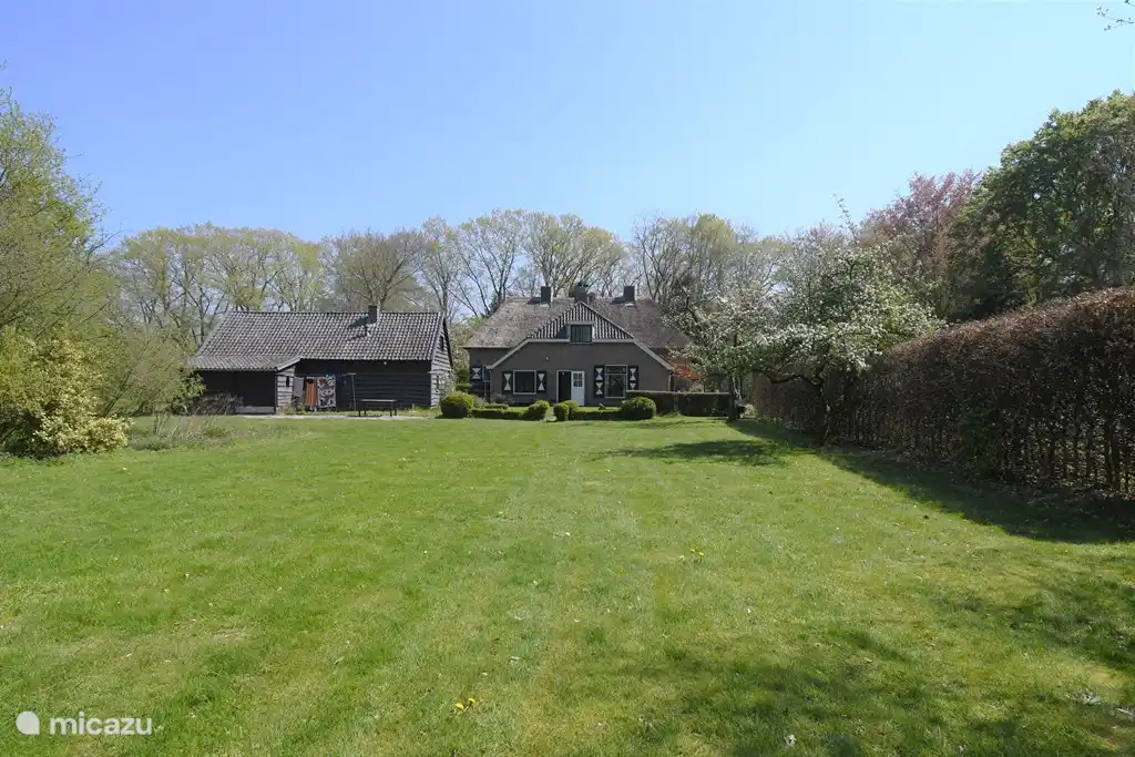 Een heerlijk speelveld (foto Johan Rebergen)