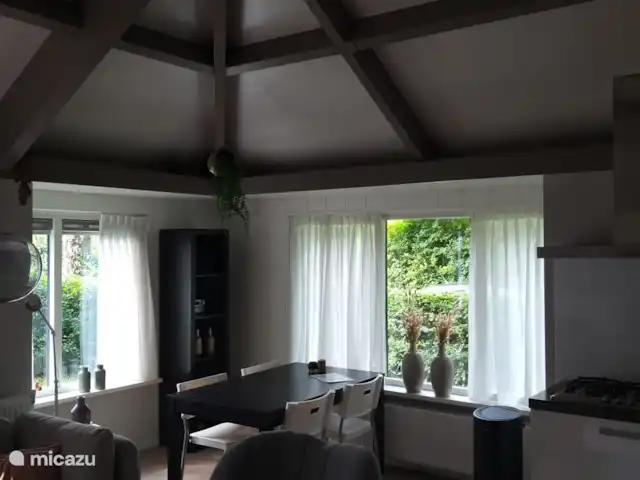 Sparrendal huren in Nederland, Gelderland, Ermelo - bungalow Eethoek