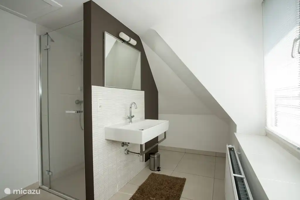 badkamer 2e verdieping
