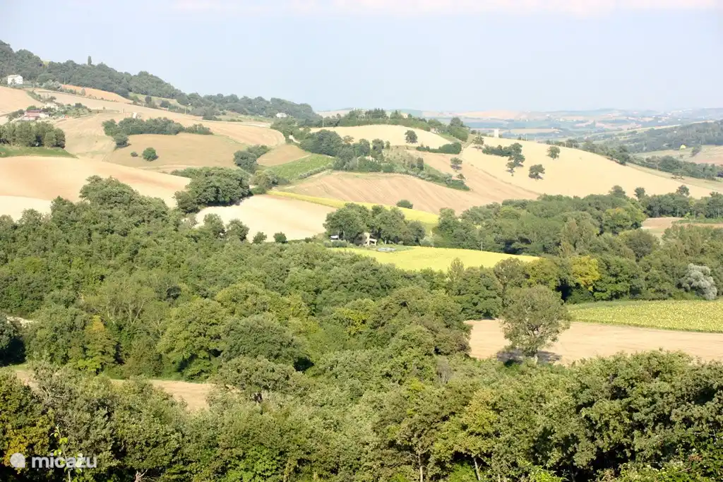 Siehe Casa Monte Vecchio in der Mitte des Bildes, Umwelt, komplett freie Sicht