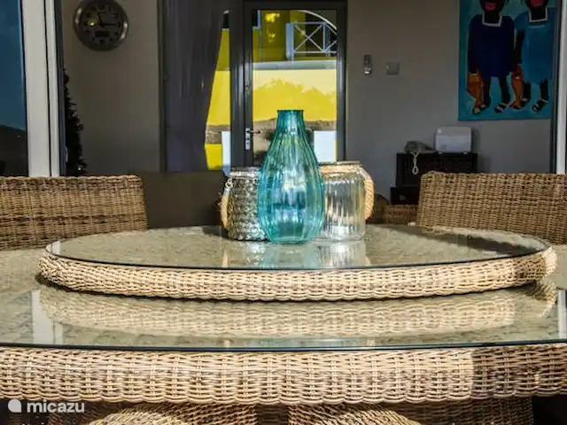 Villa Flamboyante | Curaçao, Banda Abou (ouest), Fontein - maison de vacances Belle assise à la table à manger