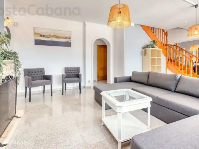 Costa Cabana - Villa Paris | Espagne, Costa Brava, Lloret de Mar - villa Une maison de vacances avec un grand jardin avec piscine privée, juste à l'extérieur du centre de Lloret de Mar !