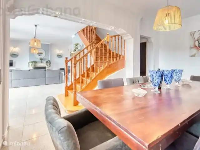 Costa Cabana - Villa Paris | Espagne, Costa Brava, Lloret de Mar - villa Une maison de vacances avec un grand jardin avec piscine privée, juste à l'extérieur du centre de Lloret de Mar !