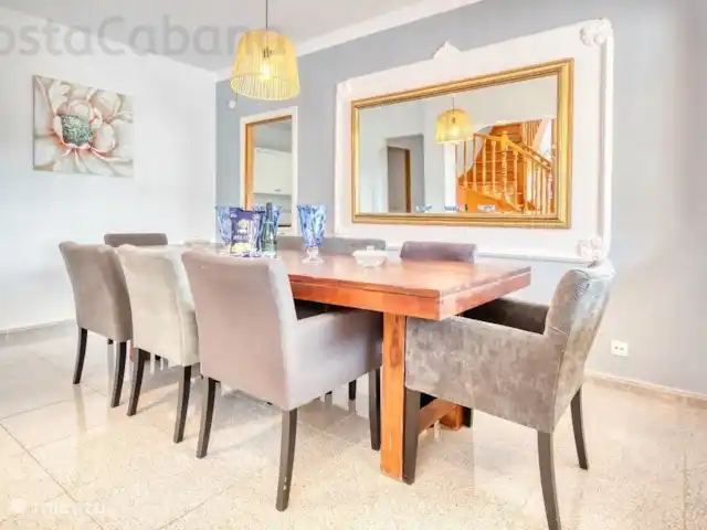 Costa Cabana - Villa Paris | Espagne, Costa Brava, Lloret de Mar - villa Une maison de vacances avec un grand jardin avec piscine privée, juste à l'extérieur du centre de Lloret de Mar !