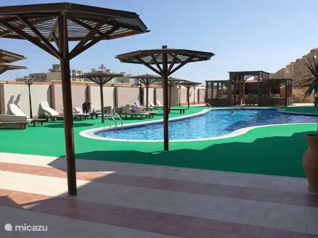 Location de Vacances Égypte, Mer Rouge , Hurghada, appartement - Appartements avec vue sur la mer Rouge, Hurghada Belle piscine à l'abri du vent du désert