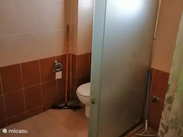 Location de Vacances Égypte, Mer Rouge , Hurghada, appartement - Appartements avec vue sur la mer Rouge, Hurghada La salle de bain comprend des toilettes, une douche et un lavabo