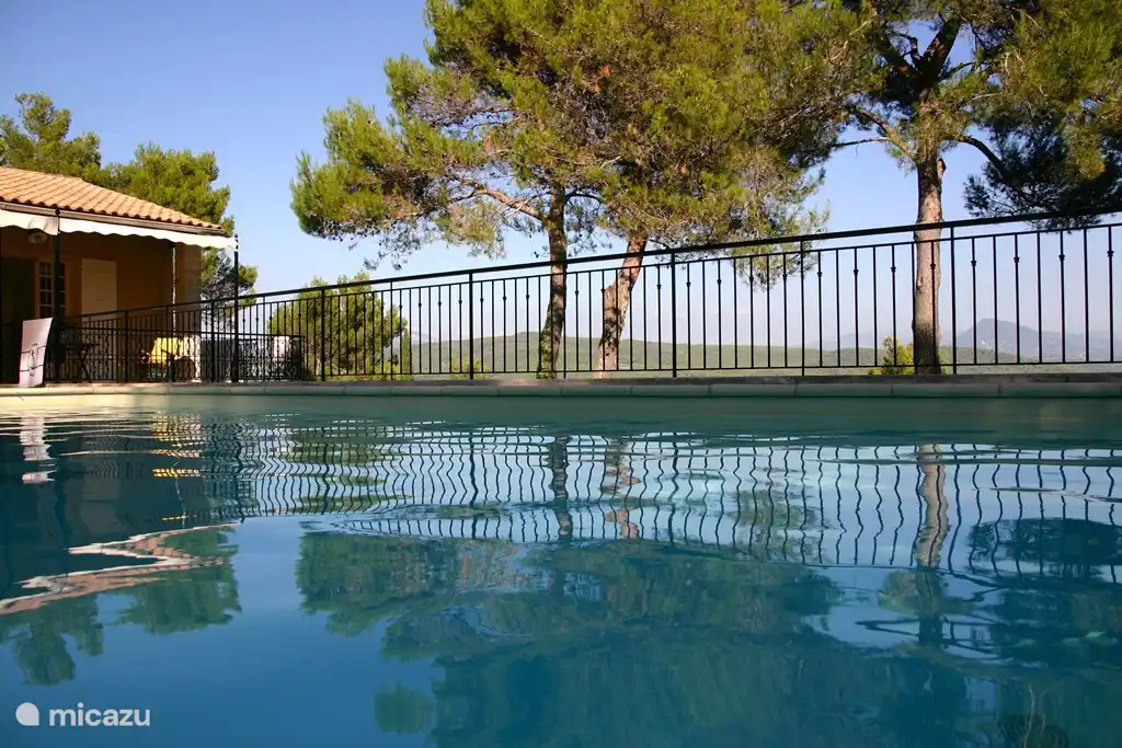 vista desde la piscina