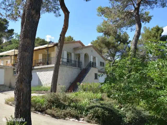 Villa Les Trois Pins | France, Vaucluse, Vaison-la-Romaine - villa Place de stationnement