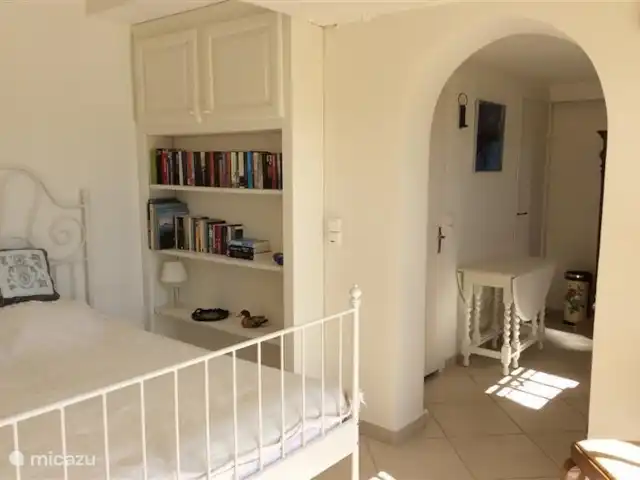 Villa Les Trois Pins | France, Vaucluse, Vaison-la-Romaine - villa Chambre du bas (2) avec salle de bain