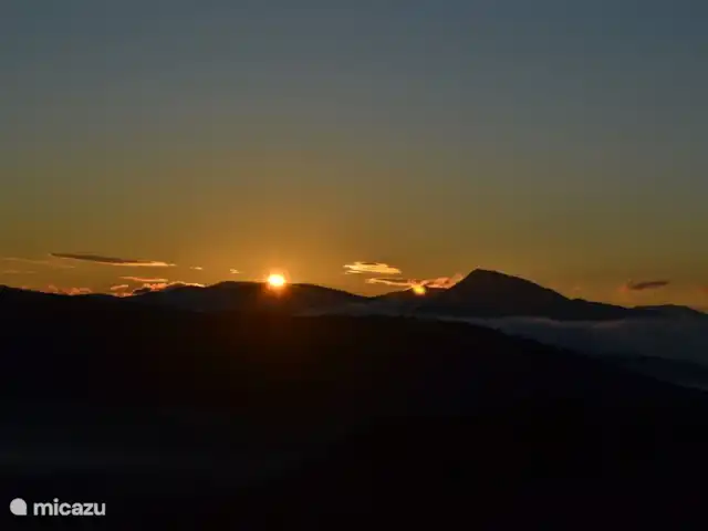 Villa Les Trois Pins | France, Vaucluse, Vaison-la-Romaine - villa Coucher de soleil vu de la terrasse