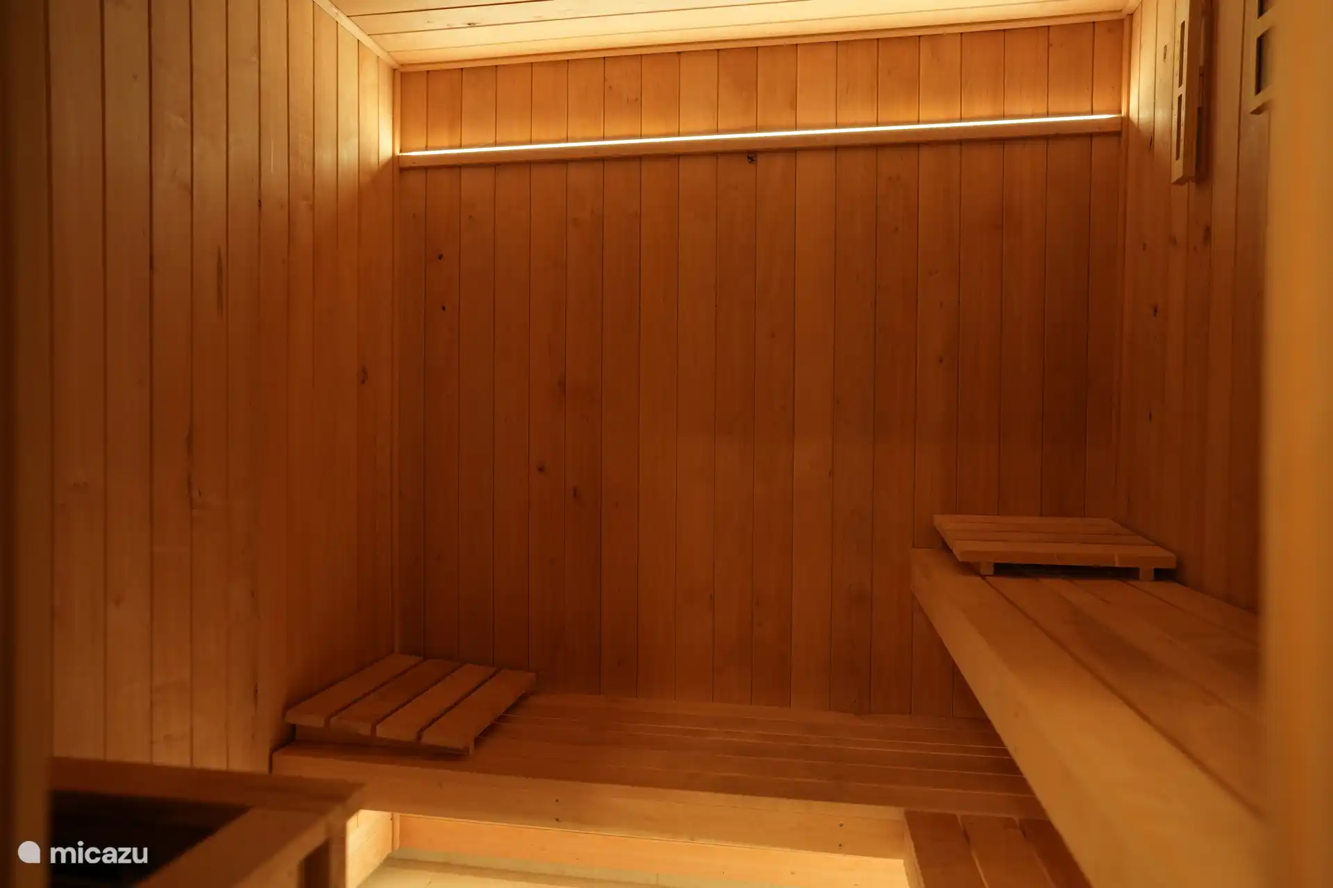 Eine komplett renovierte Sauna im Jahr 2025.