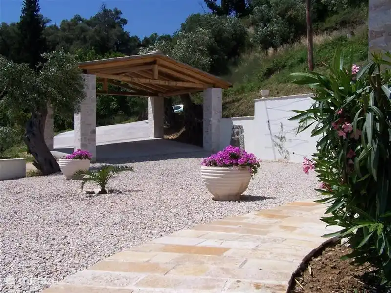 Villa nafsika gastenverblijf in pelekas corfu huren micazu