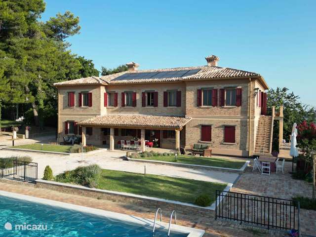 Holiday home in Italy, Marche, Orciano di Pesaro - apartment Villa Fonti Swimming pool BellaVista