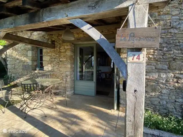 vakantiehuis huren in Frankrijk, Dordogne, Saint-Amand-de-Coly – Figuier Het terras