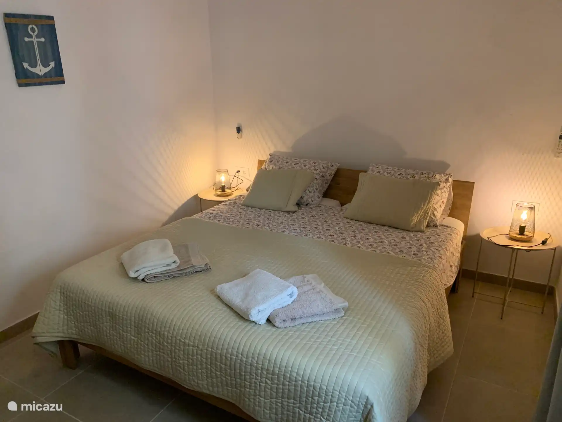 Dormitorio grande y fresco