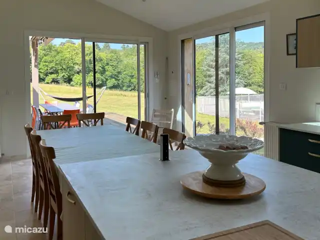vakantiehuis huren in Frankrijk, Lot, Gourdon – Labelle Prachtig uitzicht vanuit de keuken