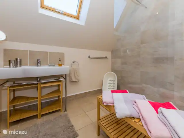 vakantiehuis huren in Frankrijk, Lot, Gourdon – Labelle Badkamer