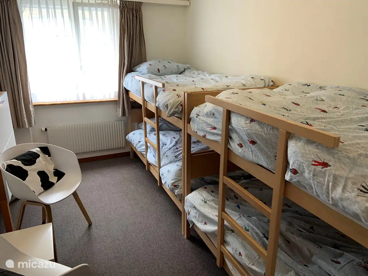 Dormitorio 3 con 2 literas