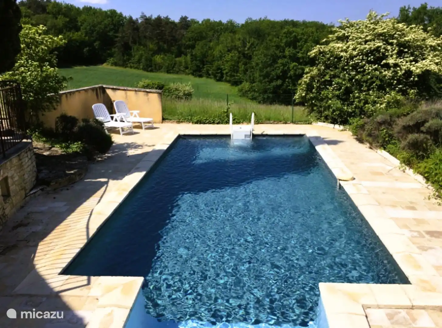 Privater Swimmingpool