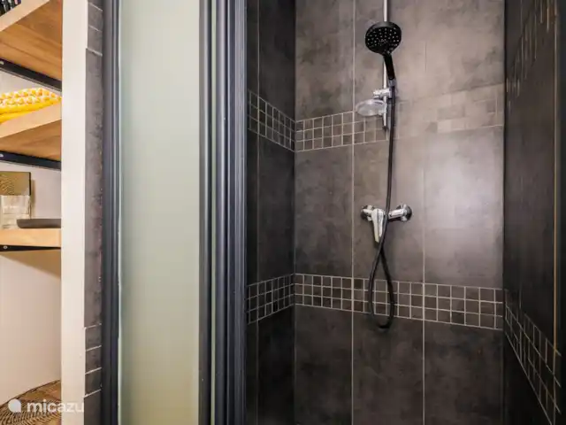 Suzanne | France, Dordogne, Cazals - maison de vacances La salle de bain
