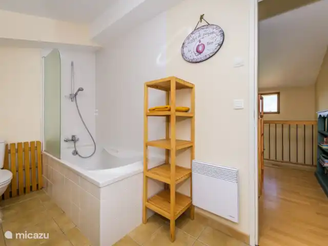 Suzanne | France, Dordogne, Cazals - maison de vacances La salle de bain