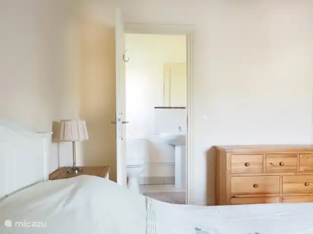 Bonnie Vie | France, Lot, Souillac - maison de vacances La chambre