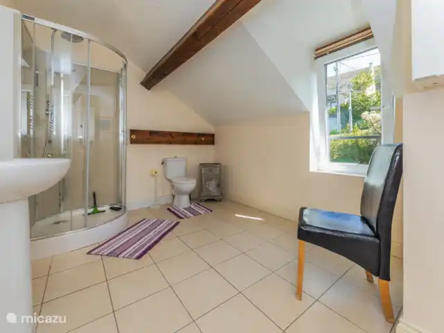 Bonnie Vie | France, Lot, Souillac - maison de vacances La salle de bain
