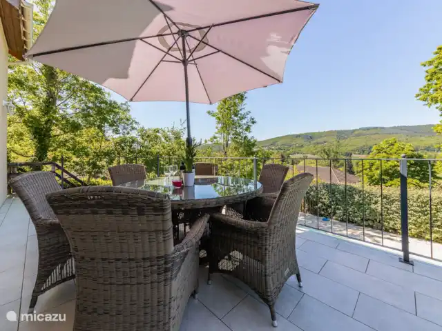 Bonnie Vie | France, Lot, Souillac - maison de vacances Profitez de la terrasse