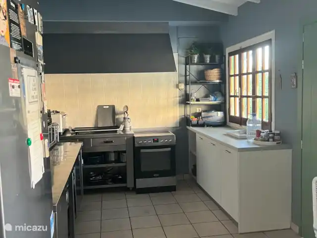 Villa Eleni Corfou - Acharavi | Grèce, Corfou, Acharavi - maison de vacances Grande cuisine pratique au bord de la piscine et du salon