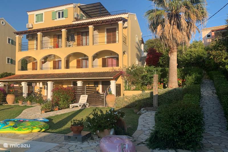 Vakantiehuis Griekenland, Corfu, Acharavi Vakantiehuis Villa Eleni Acharavi - Corfu