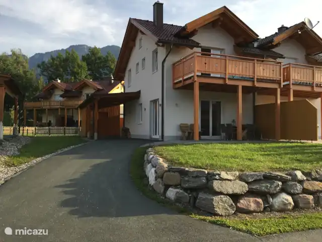 Haus Fingerhut huren in Oostenrijk, Karinthië, Kötschach-Mauthen - vakantiehuis Ruime oprit, Carport en zij grasveld