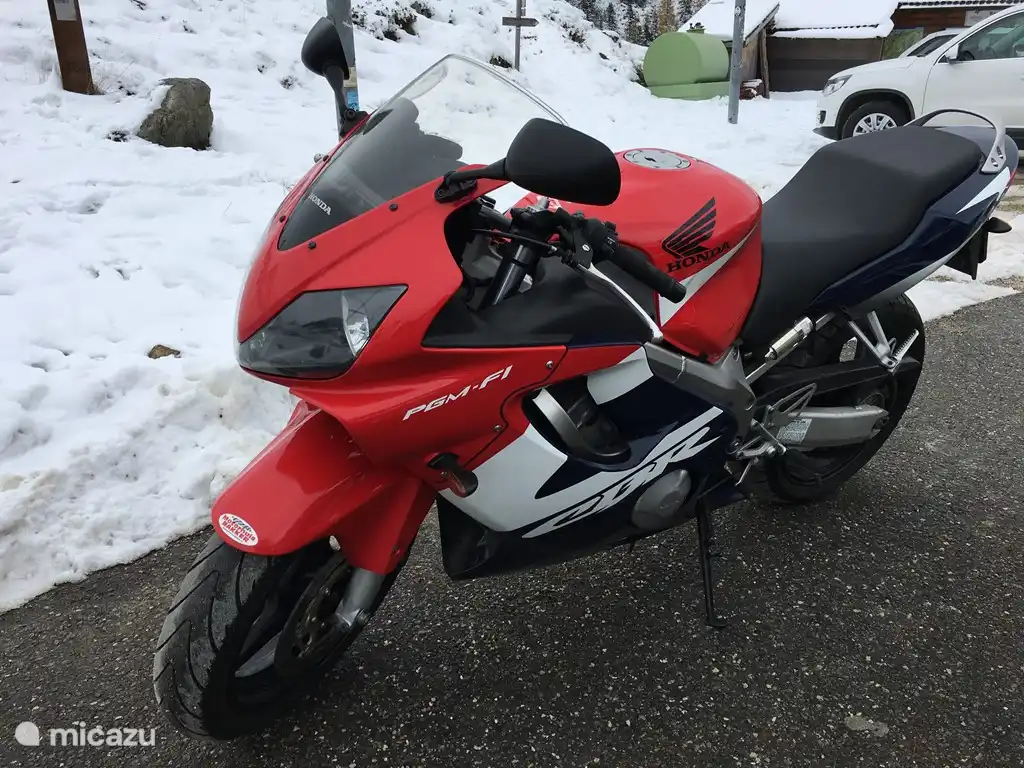 Circuits moto conduits en octobre 2016 soleil et neige en Italie et en Autriche.