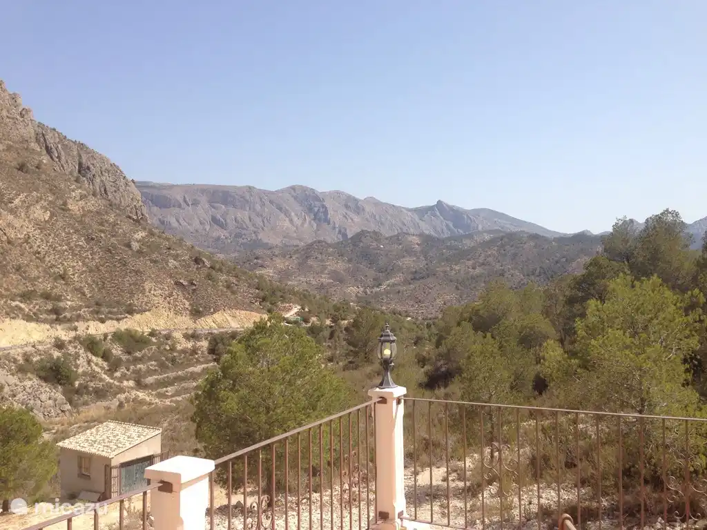 Tolle Aussicht vom Balkon auf der Rückseite des Hauses