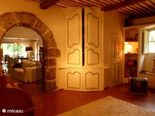 Le Grand Paradis | France, Var, Garéoult - maison de vacances salle de télévision/bibliothèque