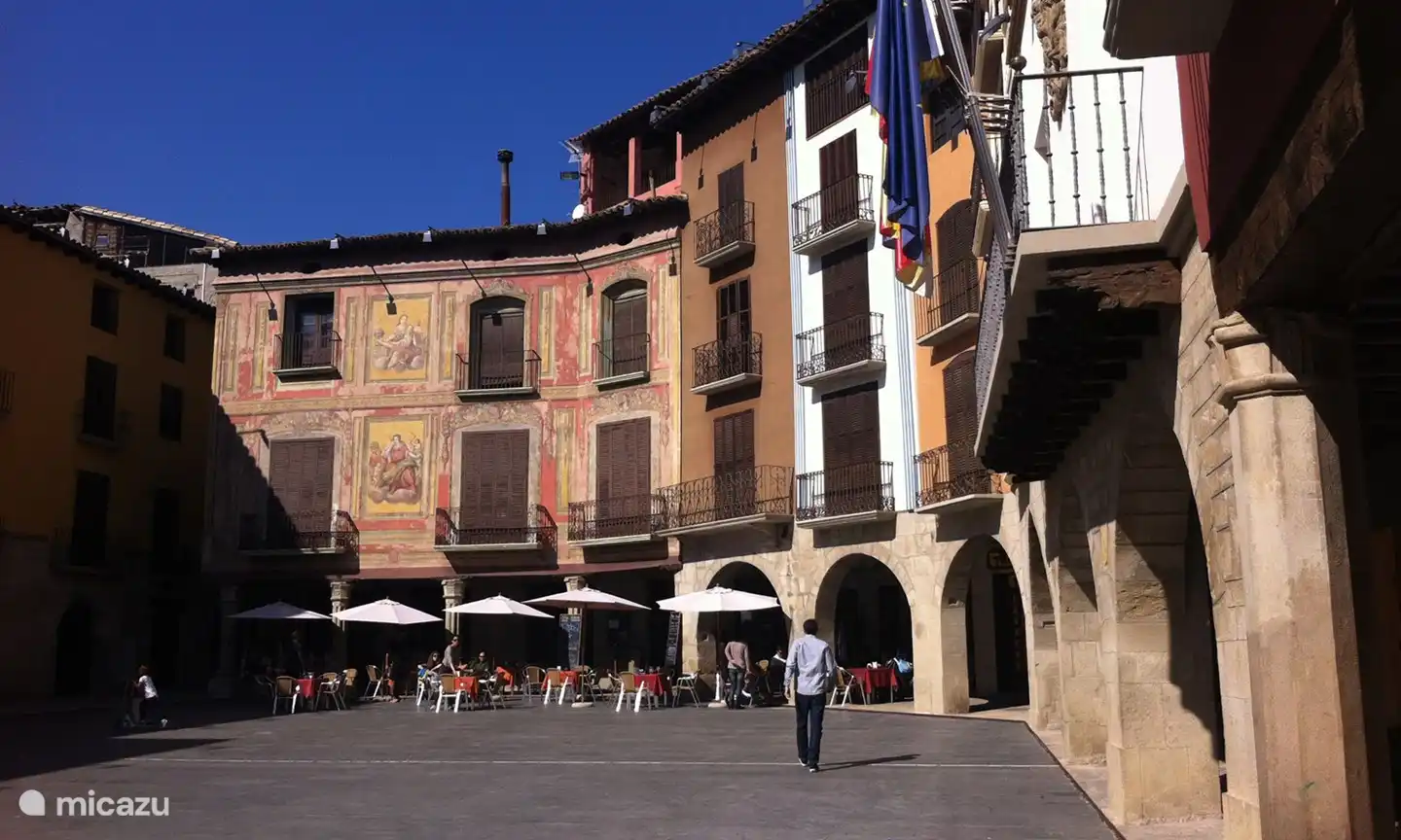 Graus for terraces and groceries