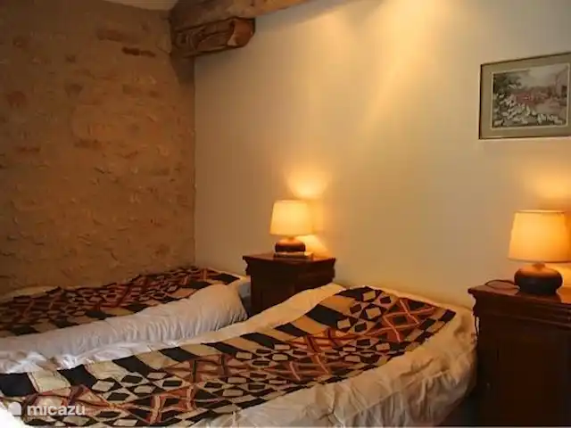 Ensemble Romantique | France, Lot, Bélaye - maison de vacances chambre à coucher