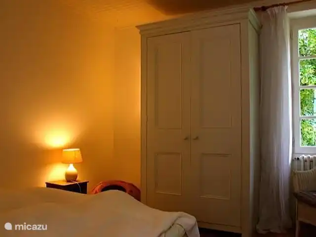 Ensemble Romantique | France, Lot, Bélaye - maison de vacances chambre à coucher