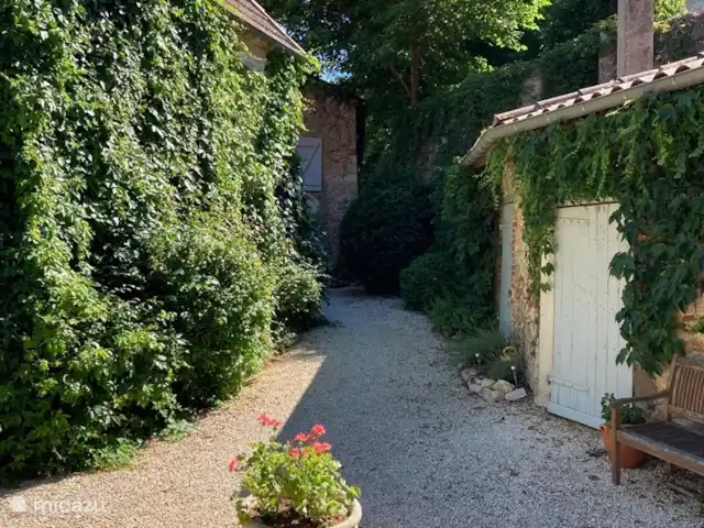 Ensemble Romantique | France, Lot, Bélaye - maison de vacances La villa