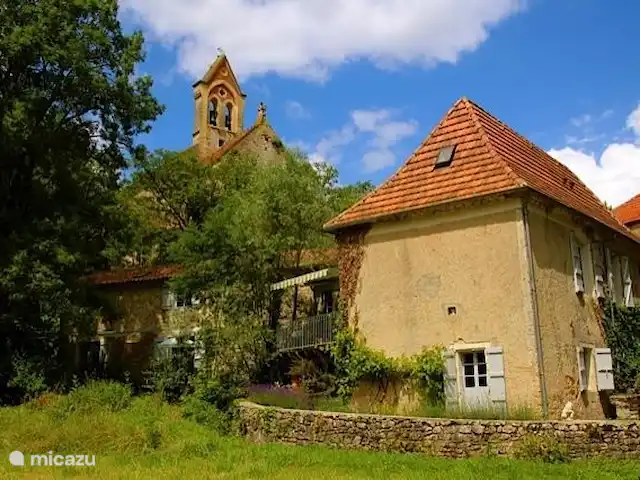 Ensemble Romantique | France, Lot, Bélaye - maison de vacances jardin