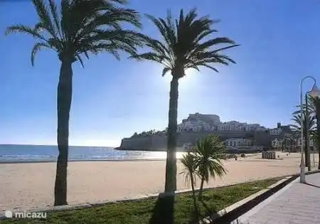 Strand Benicarlo Peniscola von bis zu 8 km lange, gemütliche Unterhaltungsbereich, Straßencafés, Gastronomie, Unterhaltung für die Kinder, etc. ..