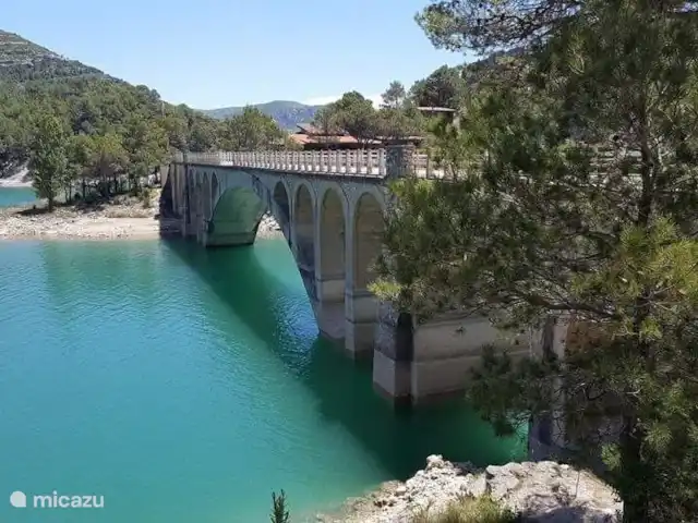 Villa Bella Orange | Espagne, Costa del Azahar, Calig - maison mitoyenne Ici, vous pouvez profiter d'une journée pour profiter de ce magnifique réservoir de La Senia.