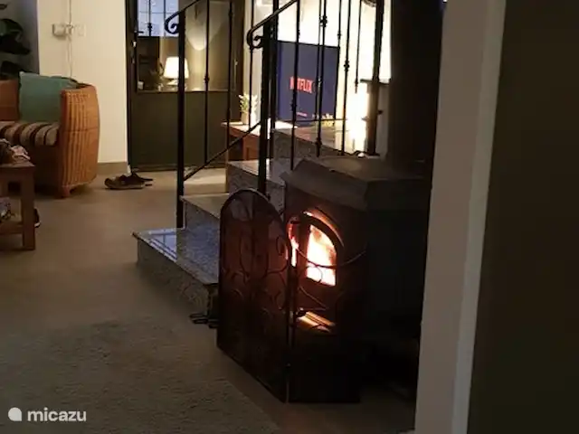 Villa Bella Orange | Espagne, Costa del Azahar, Calig - maison mitoyenne Délicieux le soir, avec le multi-brûleur allumé.