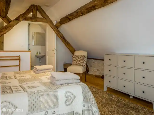 Découverte | France, Lot, Gourdon - villa Chambre