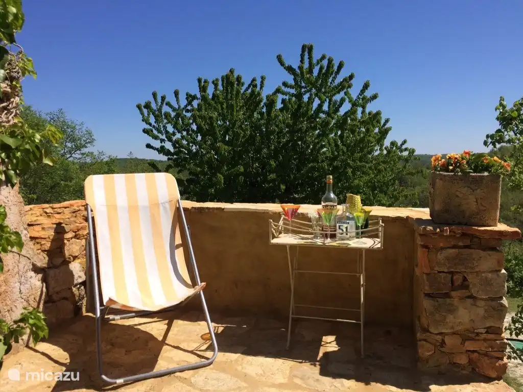 Ein Sitzplatz mit Aussicht