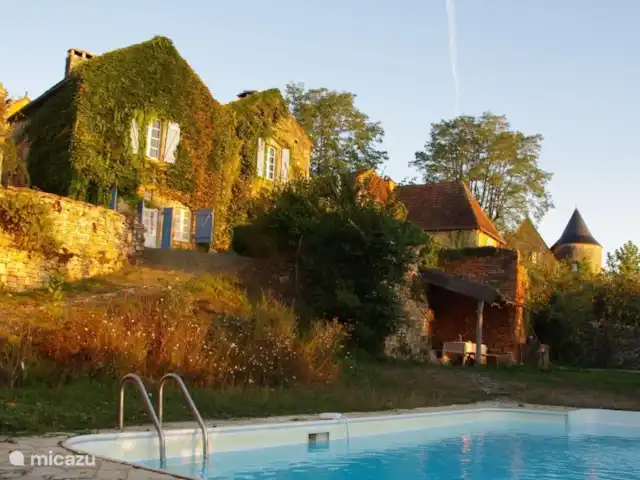 Pomette | France, Dordogne, Stupide - maison de vacances Le jardin avec piscine