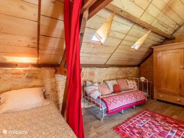 Pomette | France, Dordogne, Stupide - maison de vacances Une chambre avec coin salon