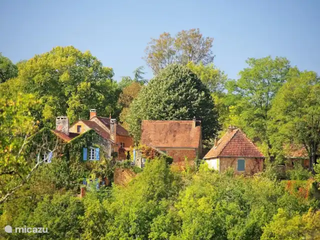 Pomette | France, Dordogne, Stupide - maison de vacances Entouré de verdure