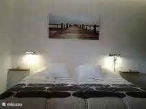 Garden Suite Bett mit verstellbarem Kopf-und Fußteil.