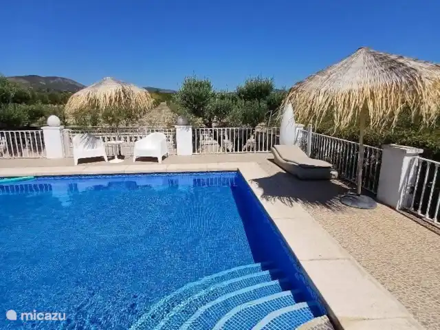 Location de Vacances Espagne, Costa Blanca, Onil, maison de vacances - Casa Olyves avec piscine chauffée